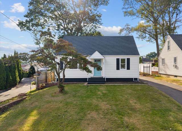 Property at 22 Hillside Ave, West Haven, CT 06516, 3 beds, 2 baths