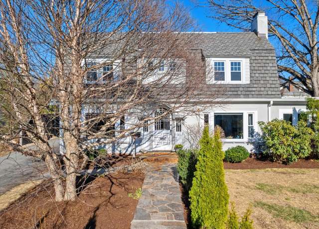 Property at 12 Sunset Ter, West Hartford, CT 06107, 5 beds, 4.5 baths
