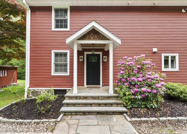 Property at 35 Armstrong Rd, Shelton, CT 06484, 3 beds, 2.5 baths