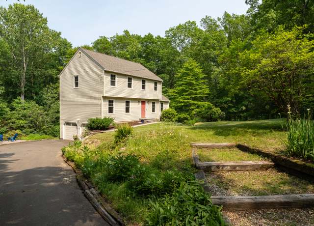 Property at 69 Huckleberry Ct, Guilford, CT 06437, 3 beds, 2.5 baths