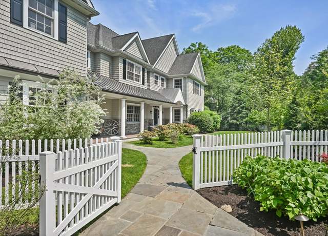Property at 882 Silvermine Rd, New Canaan, CT 06840, 6 beds, 5 baths