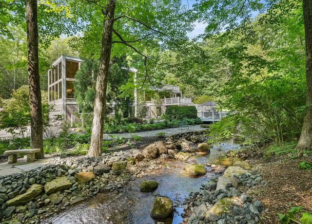 Property at 227 Dublin Hill Rd, Southbury, CT 06488, 2 beds, 4 baths