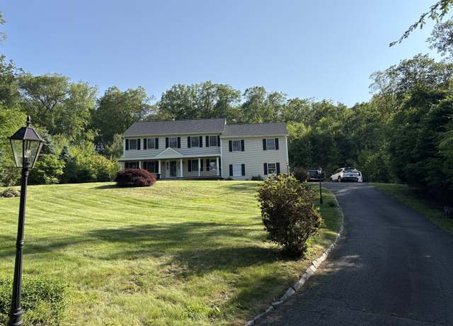 Property at 10 Secor Rd, Brookfield, CT 06804, 4 beds, 3.5 baths