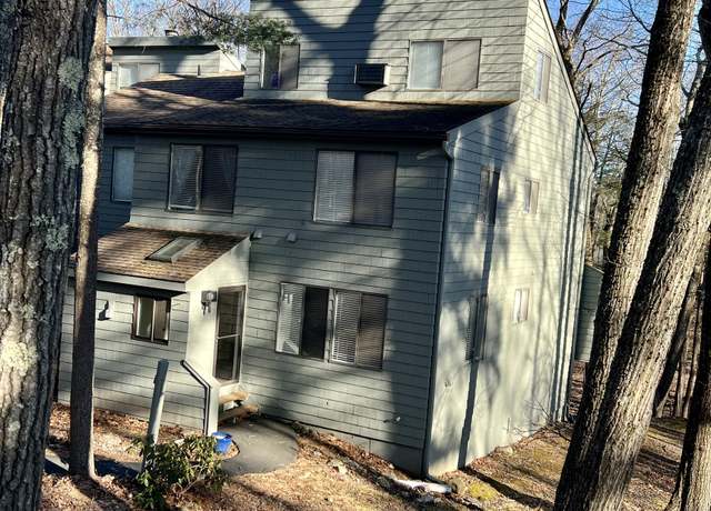 Property at 226 Ledge Dr, Torrington, CT 06790, 4 beds, 3.5 baths