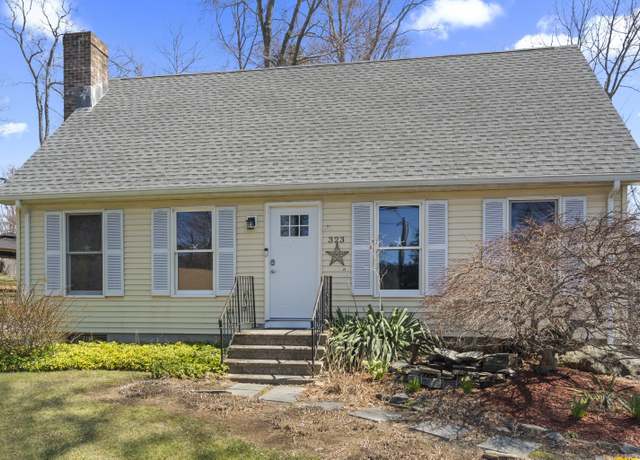 Property at 323 E Wakefield Blvd, Winchester, CT 06098, 3 beds, 2.5 baths