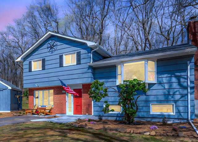 Property at 106 Lorraine Ter, Middletown, CT 06457, 4 beds, 2 baths