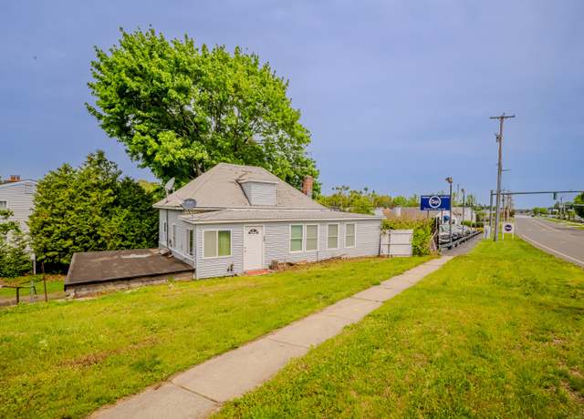 Property at 88 Boston Post Rd, Milford, CT 06460, 2 beds, 1 bath
