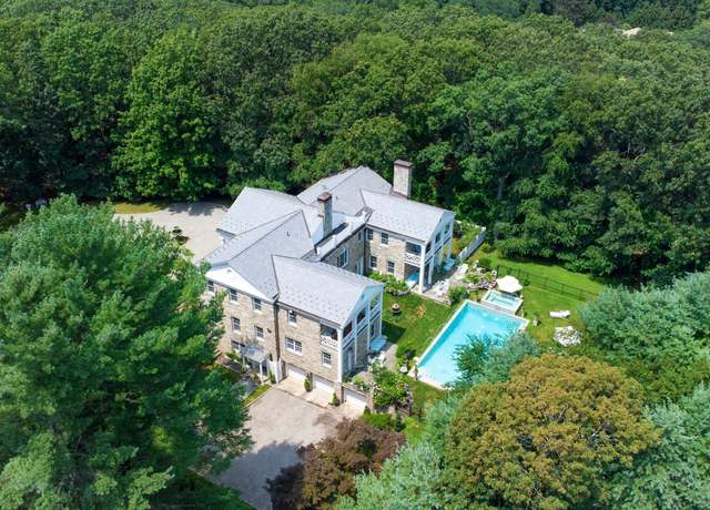 Property at 5 Northside Ln, Westport, CT 06880, 6 beds, 4.5 baths