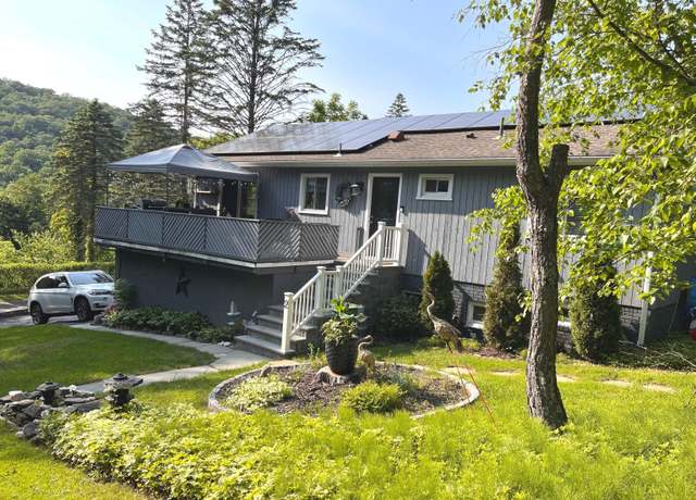 Property at 2 Pleasant View Rd, New Fairfield, CT 06812, 3 beds, 2 baths
