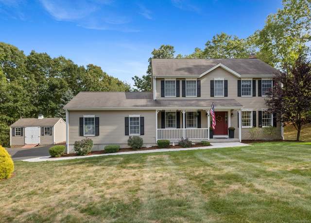 Property at 17 Ridgeview Dr, East Hampton, CT 06424, 3 beds, 2.5 baths