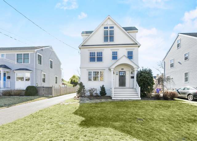 Property at 272 Lalley Blvd, Fairfield, CT 06824, 4 beds, 4 baths