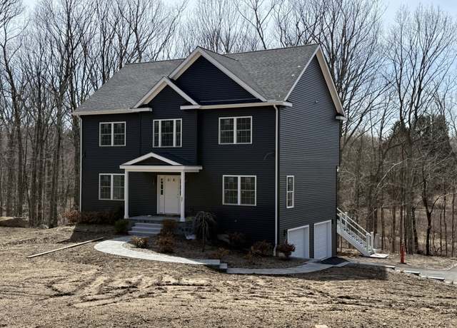 Property at 17 Deer Run Rd, Middlebury, CT 06762, 4 beds, 2.5 baths