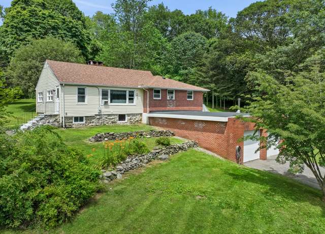 Property at 596 Bound Line Rd, Wolcott, CT 06716, 3 beds, 2 baths