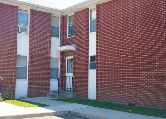Property at 15 Madison St Apt H9, Norwalk, CT 06854, 3 beds, 1 bath