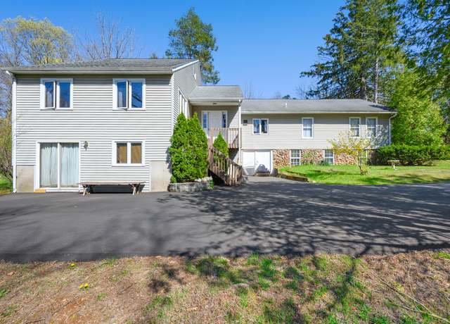 Property at 461 Meriden Waterbury Tpke, Southington, CT 06489, 3 beds, 2.5 baths
