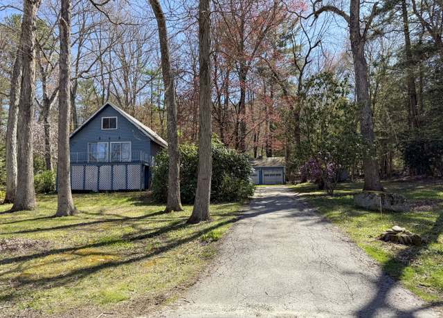 Property at 56 Laurel Hill Dr, Woodstock, CT 06282, 3 beds, 1.5 baths