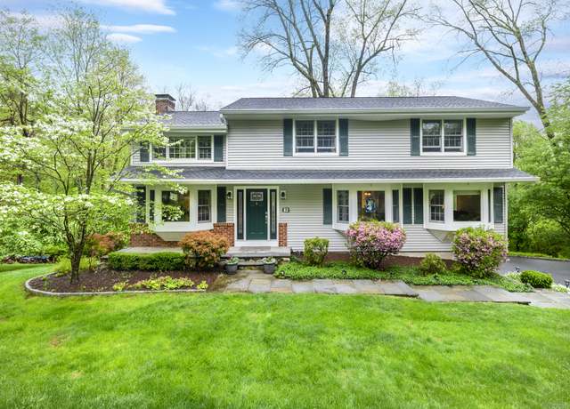 Property at 83 Remington Rd, Ridgefield, CT 06877, 4 beds, 2.5 baths