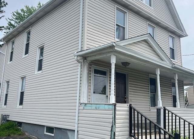 Property at 70 Columbus Ave, Stratford, CT 06615, 3 beds, 2 baths