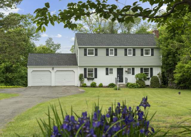 Property at 98 Whisconier Rd, Brookfield, CT 06804, 4 beds, 2.5 baths