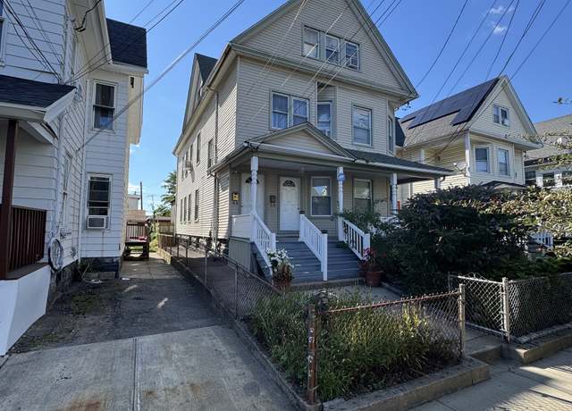 Property at 661 Iranistan Ave, Bridgeport, CT 06605, 9 beds, 3 baths