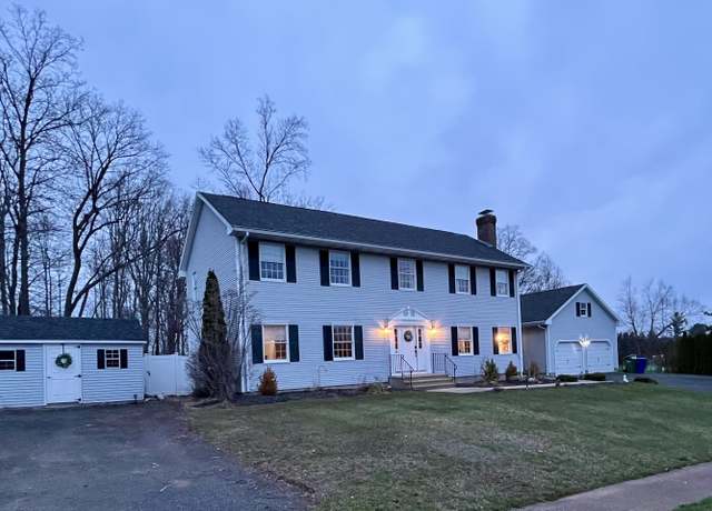 Property at 36 McGrath Dr, Middletown, CT 06457, 4 beds, 3.5 baths