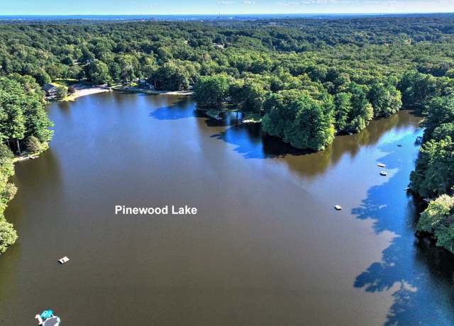 Property at 373 Booth Hill Rd, Trumbull, CT 06611, 3 beds, 2.5 baths