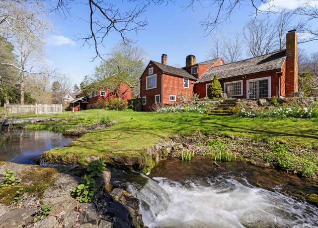 Property at 40 North St, North Branford, CT 06471, 2 beds, 2 baths