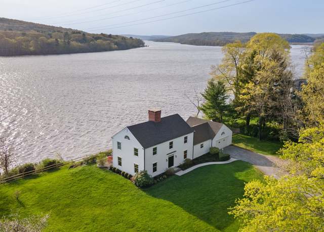 Property at 71 Main St, East Haddam, CT 06423, 3 beds, 2.5 baths