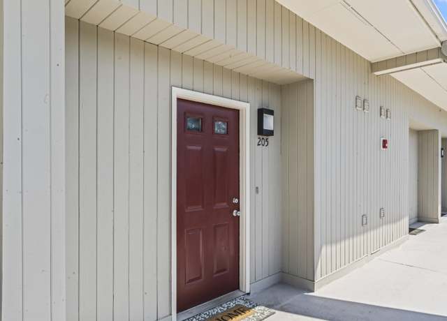 Property at 666 Main Ave Unit A5, Norwalk, CT 06851, 1 bed, 1.5 baths