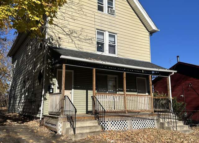 Property at 26-28 Loomis St, Hartford, CT 06120, 6 beds, 3 baths