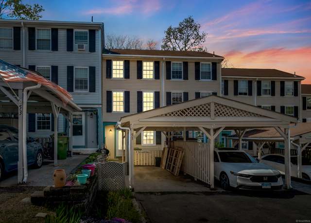 Property at 51 Rising Trail Dr #51, Middletown, CT 06457, 3 beds, 1.5 baths