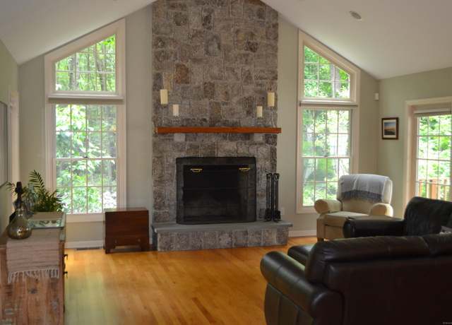 Property at 52 Grumman Ave, Wilton, CT 06897, 4 beds, 3 baths