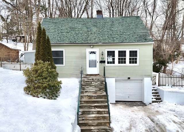 Property at 109 Essex Ave, Waterbury, CT 06704, 4 beds, 1 bath