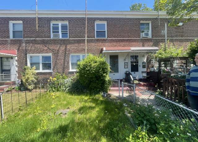 Property at Bld 69 Court D Ct #82, Bridgeport, CT 06610, 3 beds, 1 bath
