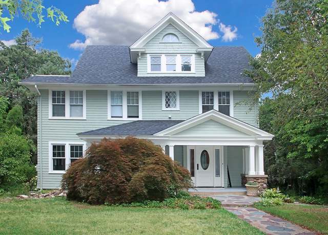Property at 1666 Ridge Rd, North Haven, CT 06473, 4 beds, 3.5 baths