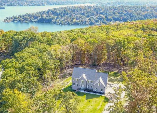 Property at 6D Rock Ridge Ct, New Fairfield, CT 06812, 5 beds, 5.5 baths