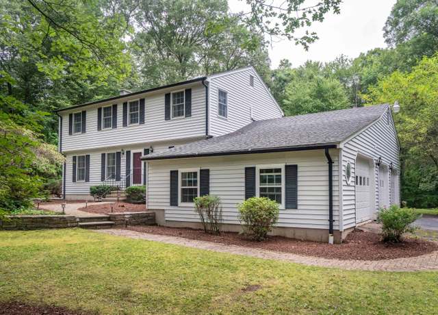 Property at 20 Northwoods Rd, Granby, CT 06060, 4 beds, 2.5 baths