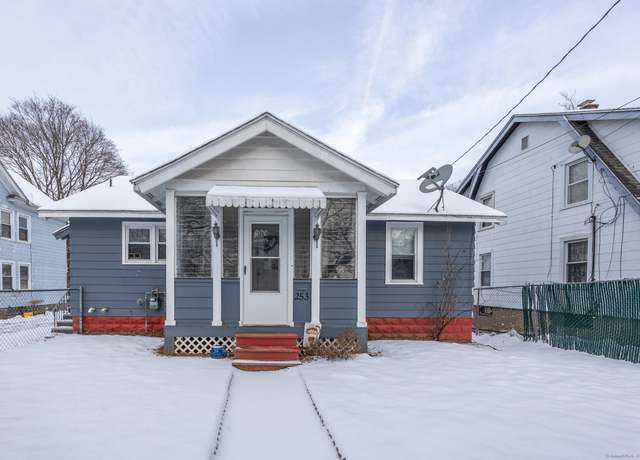 Property at 253 Frost Rd, Waterbury, CT 06705, 2 beds, 1.5 baths
