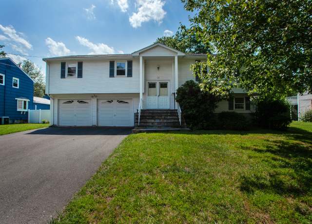 Property at 17 Hammick Rd, West Hartford, CT 06107, 3 beds, 2.5 baths
