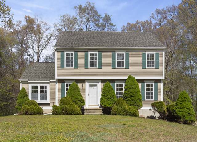 Property at 4 Davis Farm Rd, Clinton, CT 06413, 3 beds, 2.5 baths