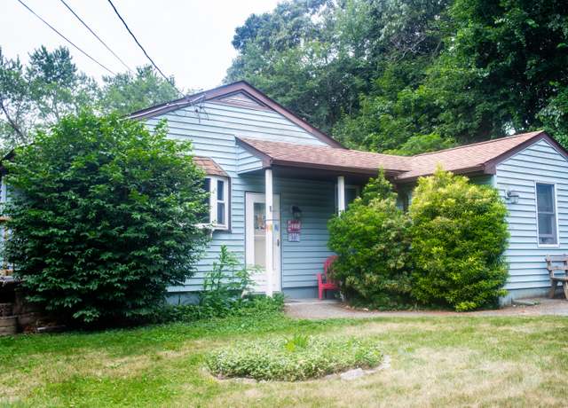 Property at 19 Upper Butcher Rd, Ellington, CT 06029, 3 beds, 1 bath