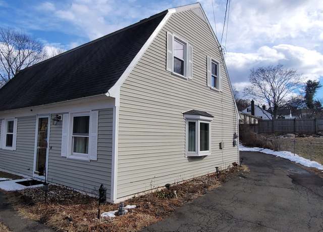Property at 30 Grove Pl, Danbury, CT 06810, 5 beds, 2 baths