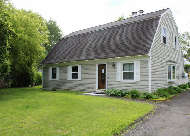 Property at 30 Grove Pl, Danbury, CT 06810, 5 beds, 2 baths
