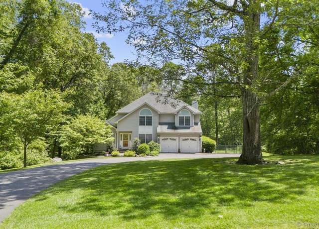 Property at 17 Raven Crest Dr, Bethel, CT 06801, 4 beds, 3.5 baths