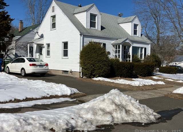 Property at 20 Hope Ave, Hamden, CT 06514, 3 beds, 1 bath