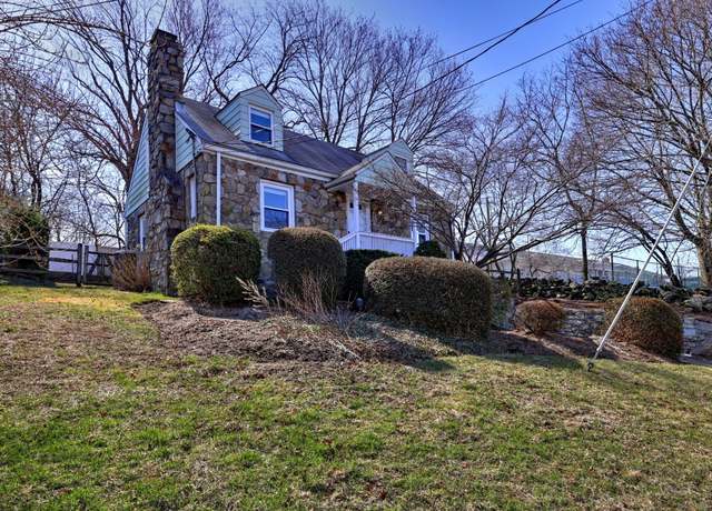 Property at 321 Post Rd, Fairfield, CT 06824, 3 beds, 1 bath