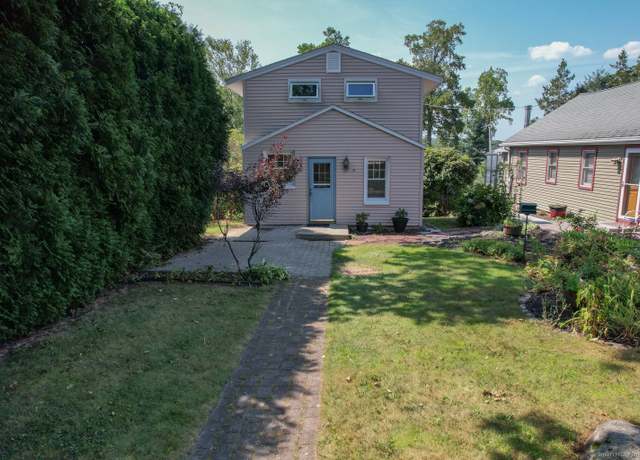 Property at 19 Wordsworth Rd, East Hampton, CT 06424, 2 beds, 1.5 baths