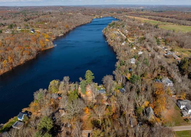 Property at 182 Baxter Rd, Woodstock, CT 06281