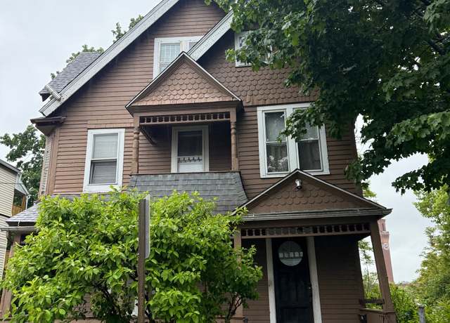 Property at 33 Mitchell Ave, Waterbury, CT 06710, 9 beds, 3 baths