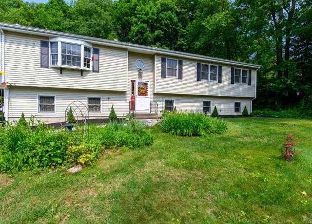 Property at 34 Cedar Rock Rd, Woodbridge, CT 06525, 3 beds, 2 baths